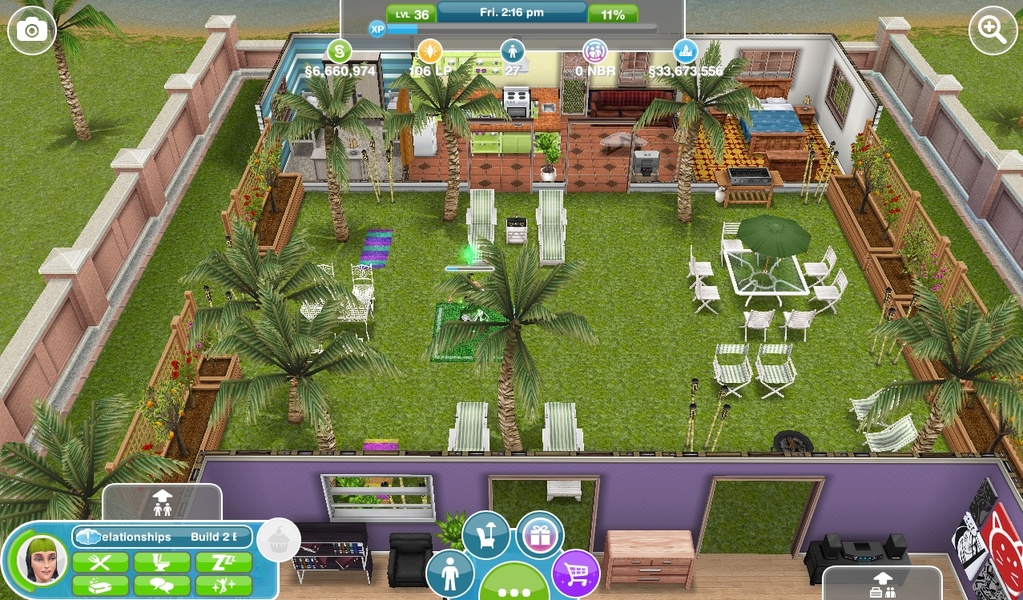 The Sims Freeplay Screenshot 0