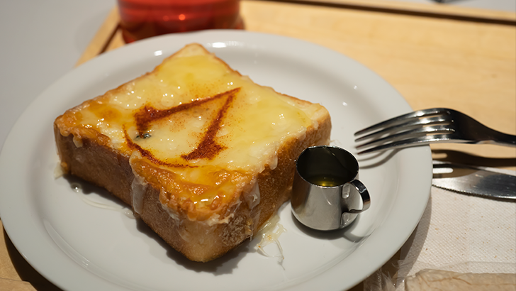 ハラジュクでアサシンクリードシャドウズカフェを体験してください