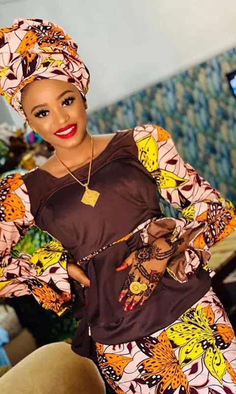 Schermata Hausa Skirt and Blouse Styles 2