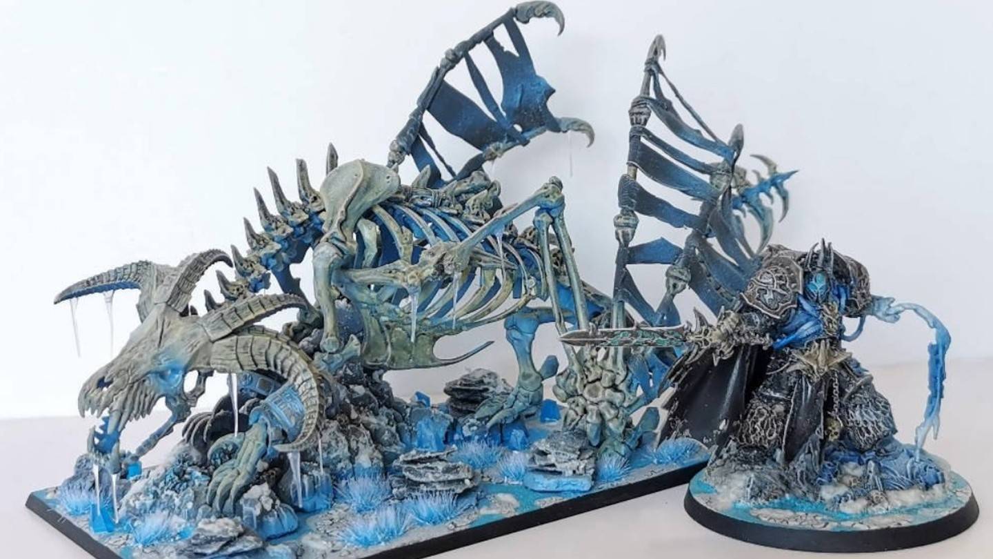 Utilizador do Reddit recria personagens de Warcraft com figuras Warhammer