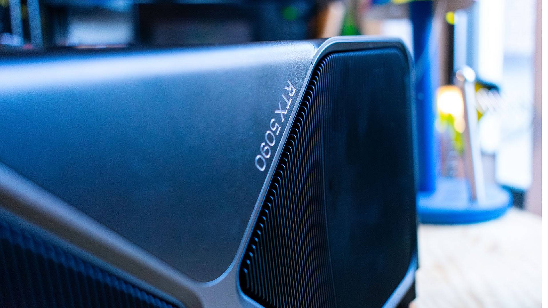 Nvidia GeForce RTX 5090 Founders Edition: เปิดตัวและตรวจสอบ