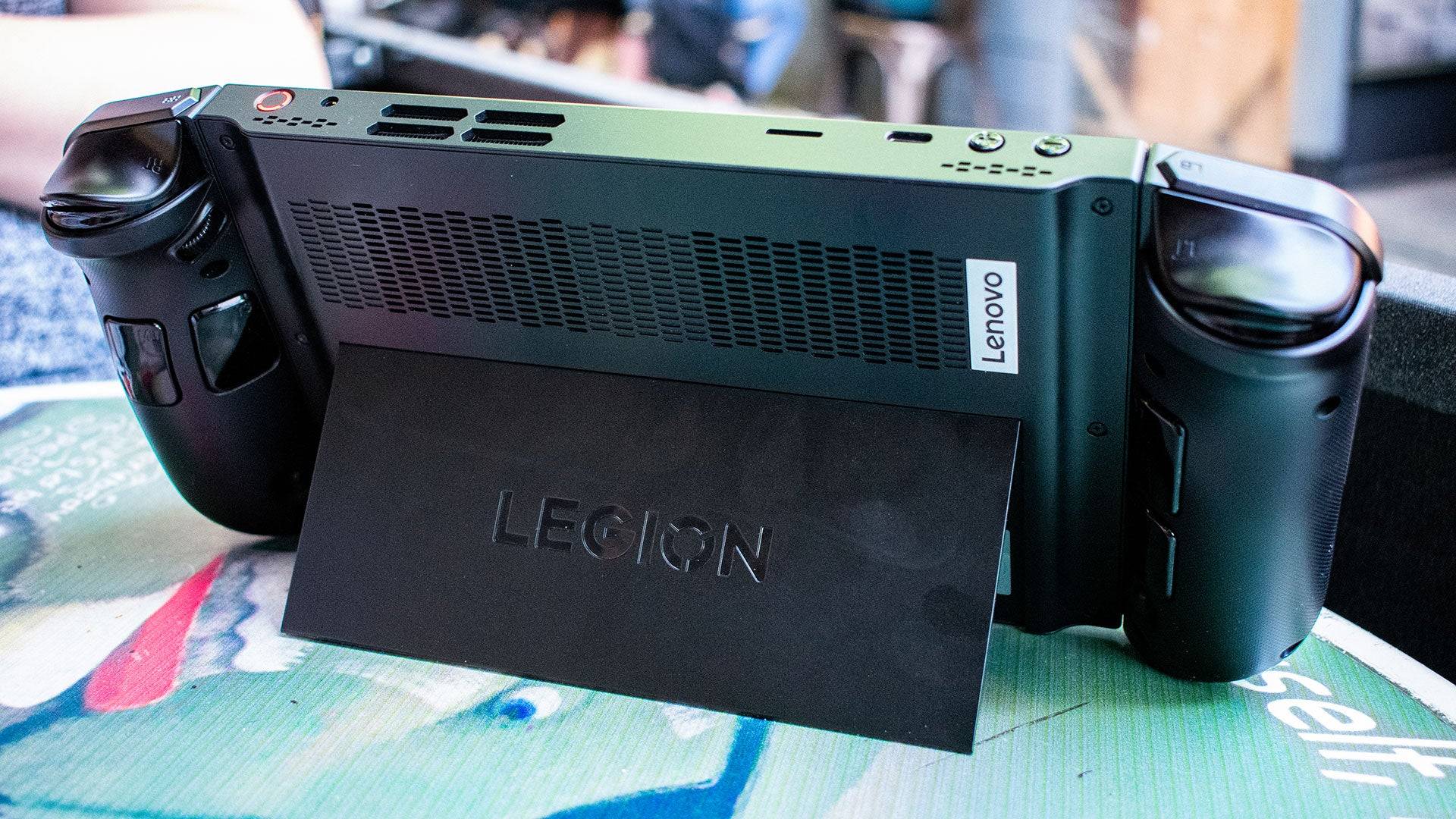 Lenovo Legion သွား