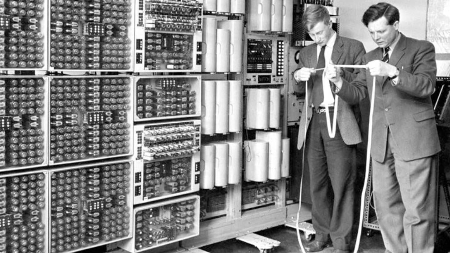 8 Surprising Cases of Outdated Tech in Modern Use